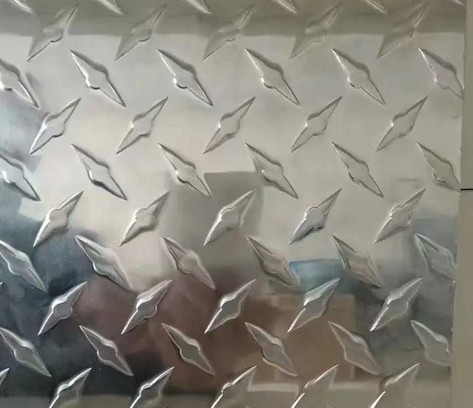 �۽���������
